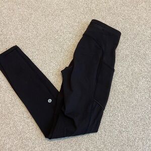 Lululemon black leggings with pockets